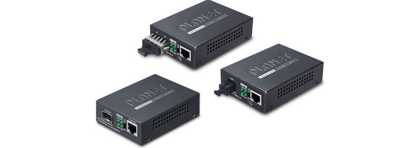 GT-805A 10/100/1000BASE-T to 100/1000BASE-X Media Converter (mini-GBIC, SFP) - distance depending on SFP module